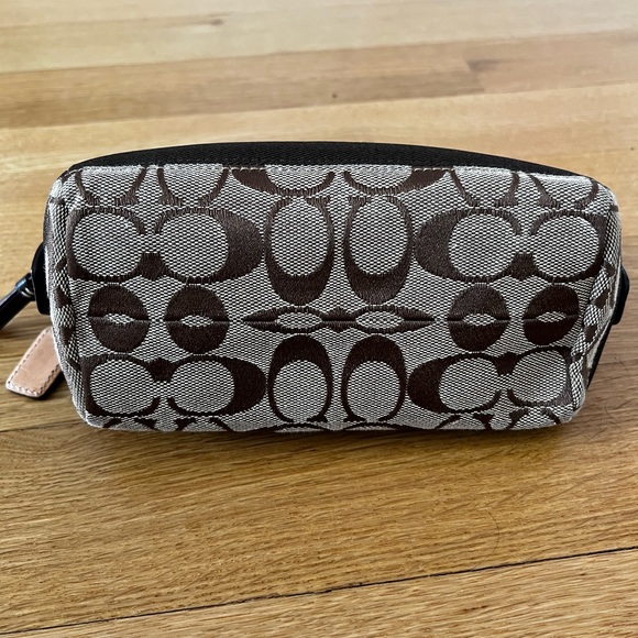 Signature Coach Small Cosmetic Bag - Picture 3 of 5